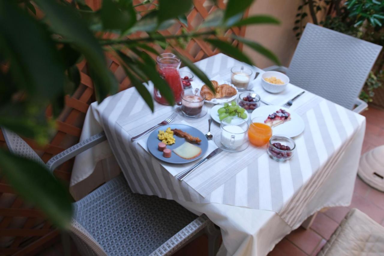 Hotel Tahiti Viareggio Exterior photo
